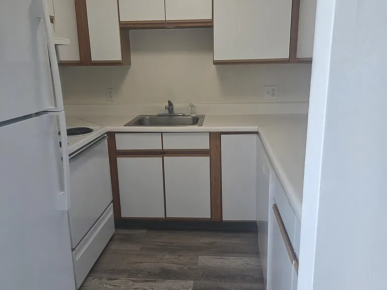 90 McKinstry Ave #118 — Photo 2