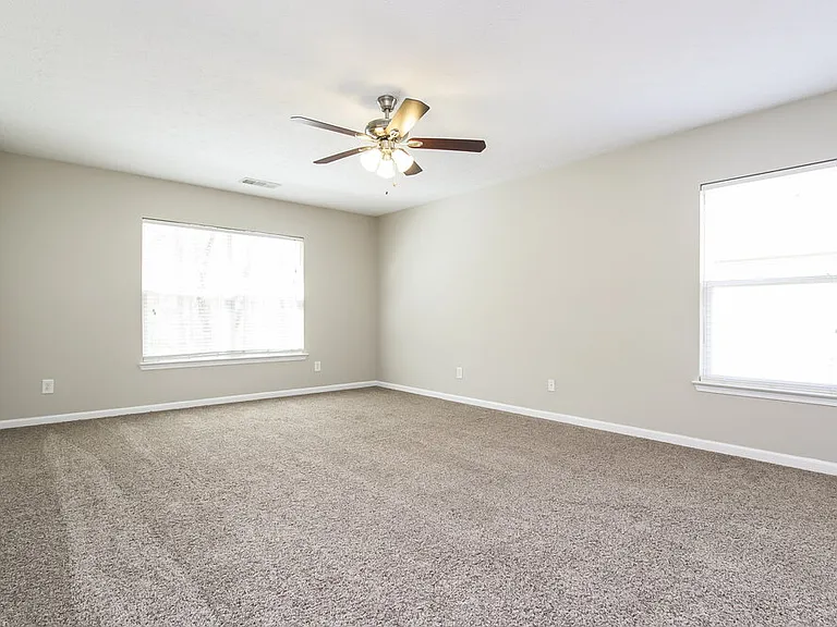 130 Sugar Berry Pl — Photo 9