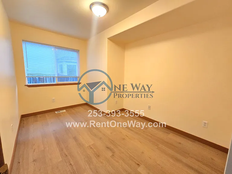15304 88th Avenue Ct E — Photo 10