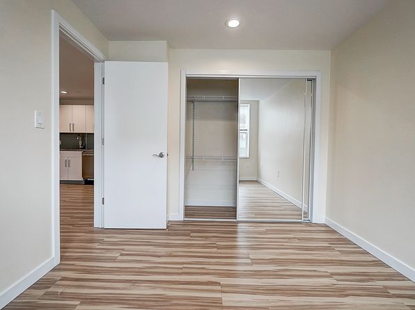 241 S 49th St APT 418