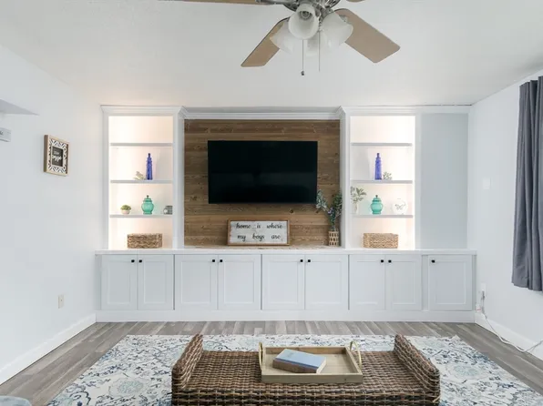 133 Providence St #D, Millville, MA 01529