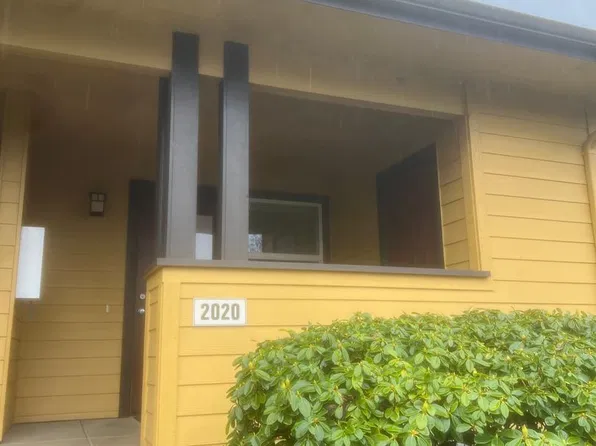 Corey Commons Apartments, 2000-2075 S 8th St #2020, Cottage Grove, OR 97424