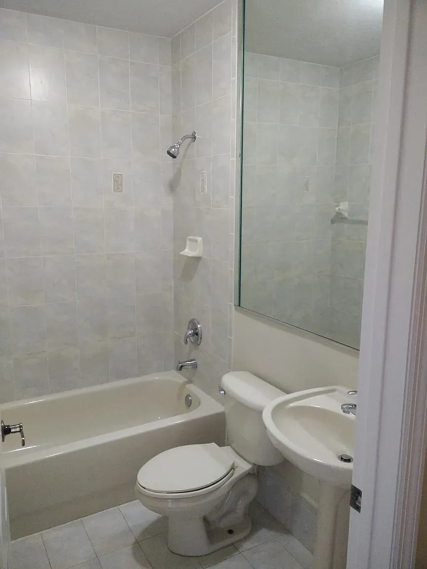 2 bed, 966 sqft, $2,250 — Photo 1