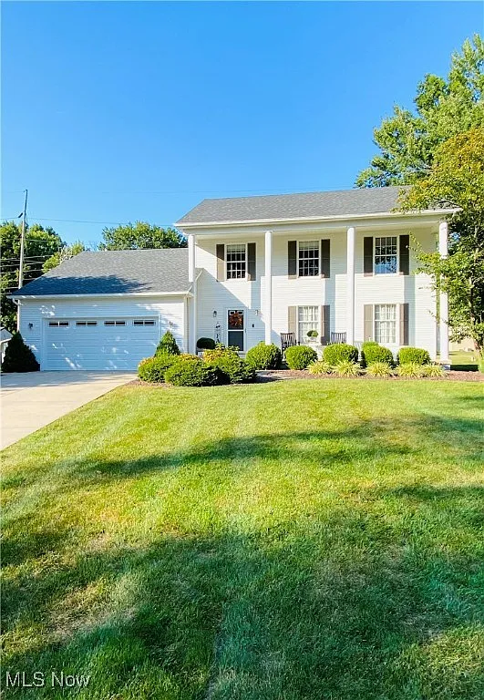 1774 Island Dr photo 1