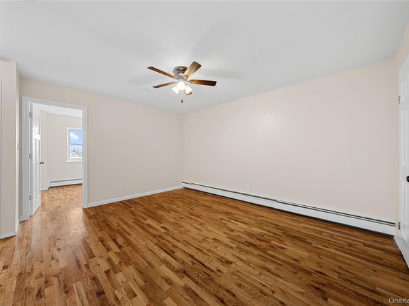 410 Jericho Tpke APT 3A