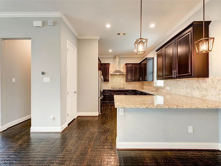 5711 Allen St — Photo 20