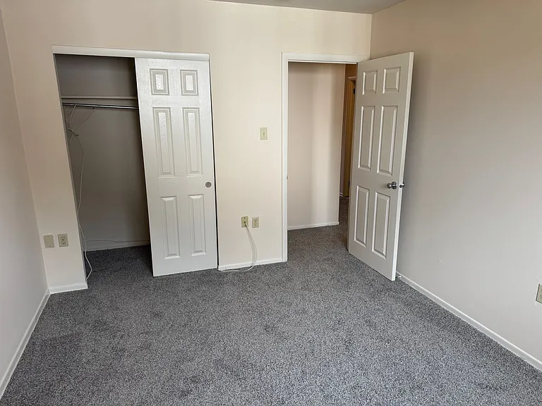 203 E Chestnut Street — Photo 23