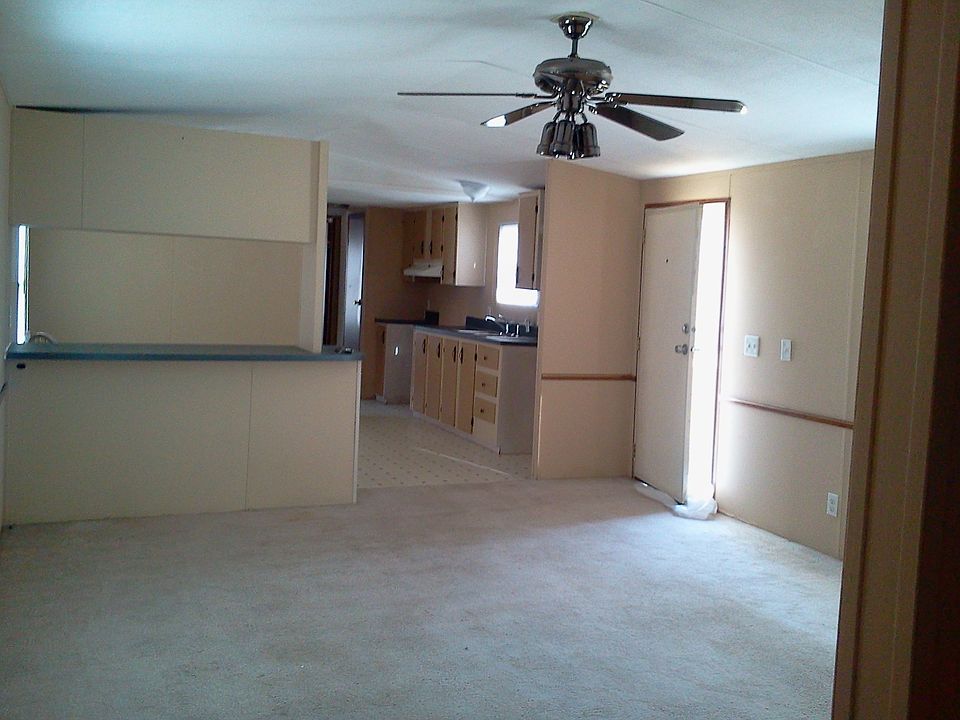 2nd image of 126 Brightside Ln
