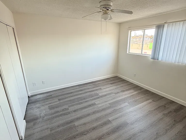 7626 Reseda Blvd #3 — Photo 8