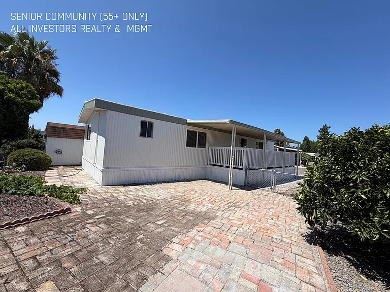 200 N El Camino Real #289 — Photo 6