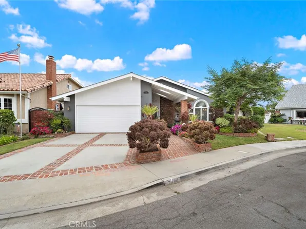 9532 Smokey Cir, Huntington Beach, CA 92646
