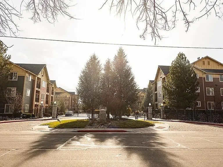 The Village at Idlewild Park CLO — Photo 7