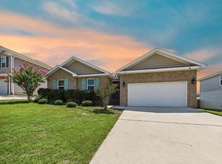 4611 Plover Dr, Crestview, FL 32539