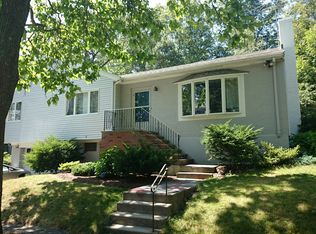 101 Risley Rd, Brookline, MA 02467