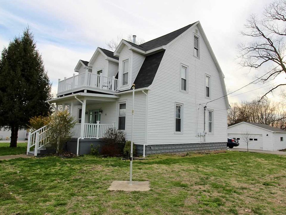 1st image of 202 S Mill St