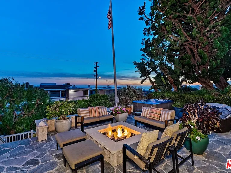 25129 Malibu Rd — Photo 18