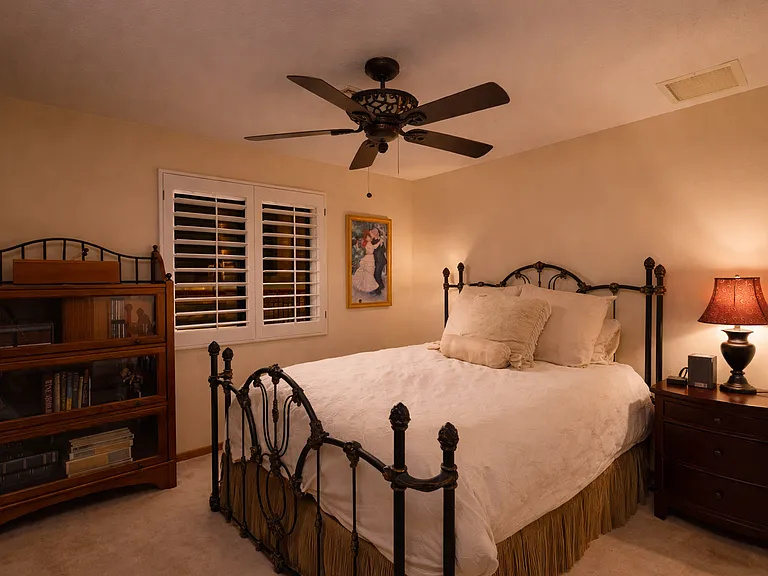 Queen Bedroom