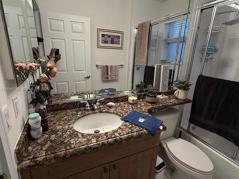 10390 Utopia Cir E — Photo 14