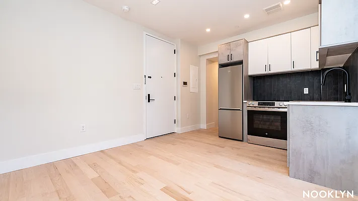 Rented by Nooklyn NYC LLC | media 2