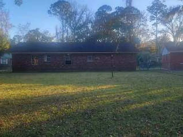 2235 Poinsettia Cir #1, Brunswick, GA 31520