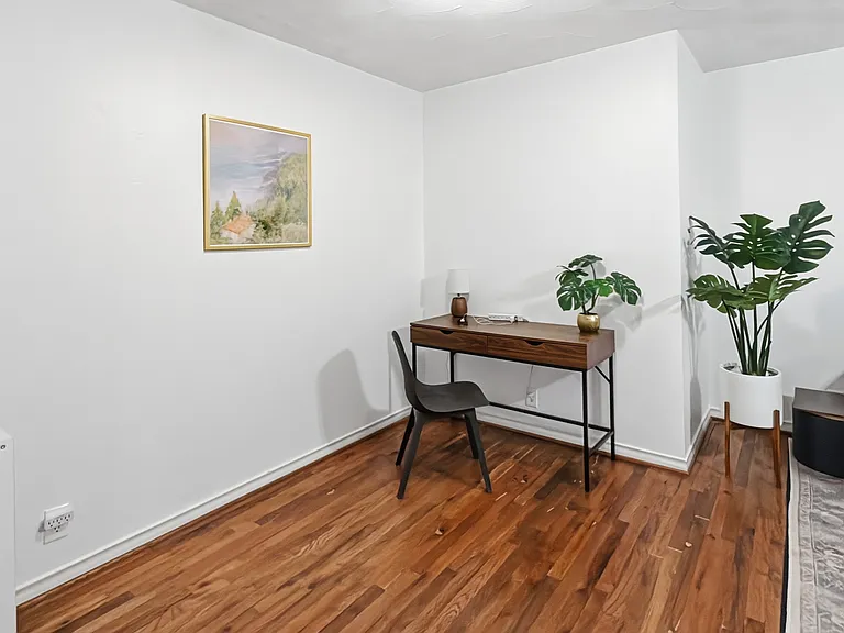 10838 Marchant Cir — Photo 4