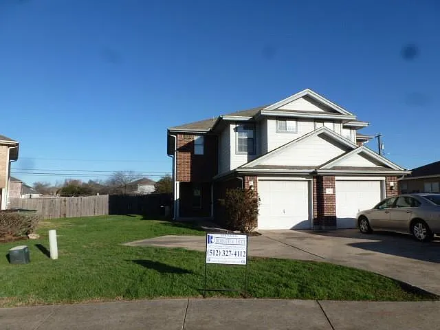 2867 Southampton Way #B — Photo 10