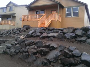 1302 E 12th St, The Dalles, OR 97058