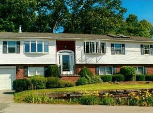 82 Powow St, Amesbury, MA 01913