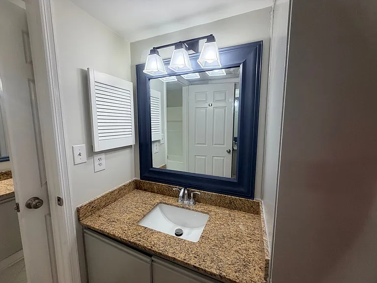 1850 Atlantic Dr #115 — Photo 16