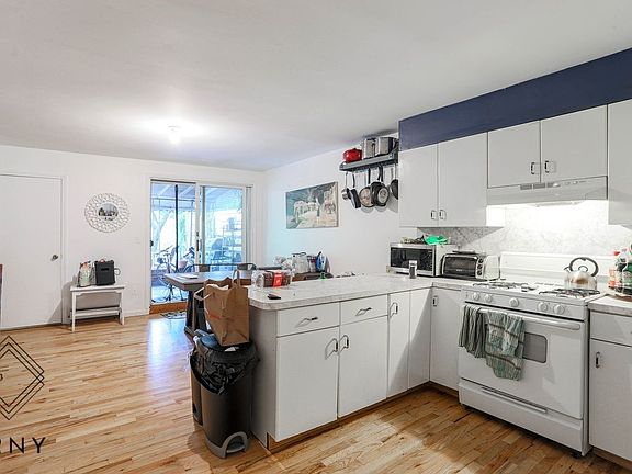 5th image of 78 Norman Ave Floor 1