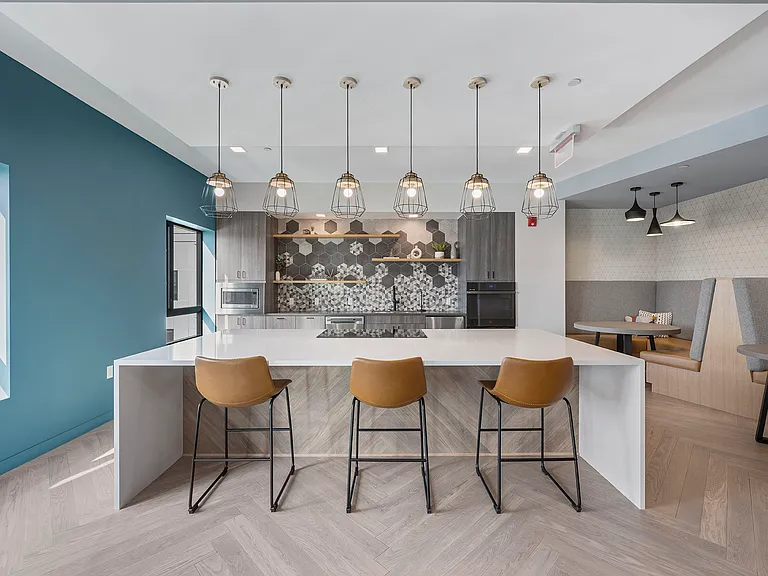 76 Baldwin St #301 — Photo 7
