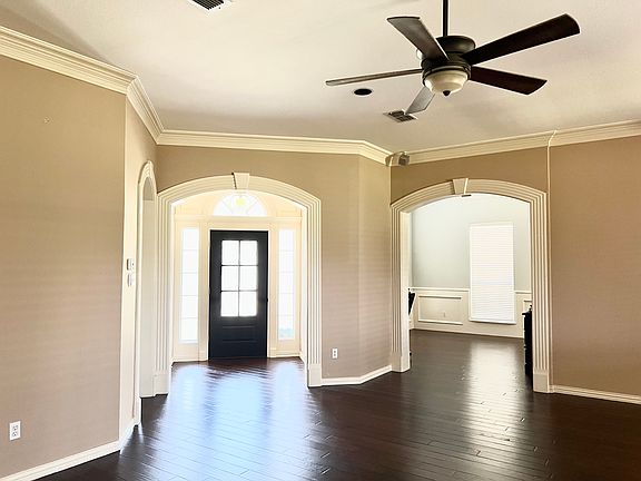 4th image of 3210 Hunter Cove Dr