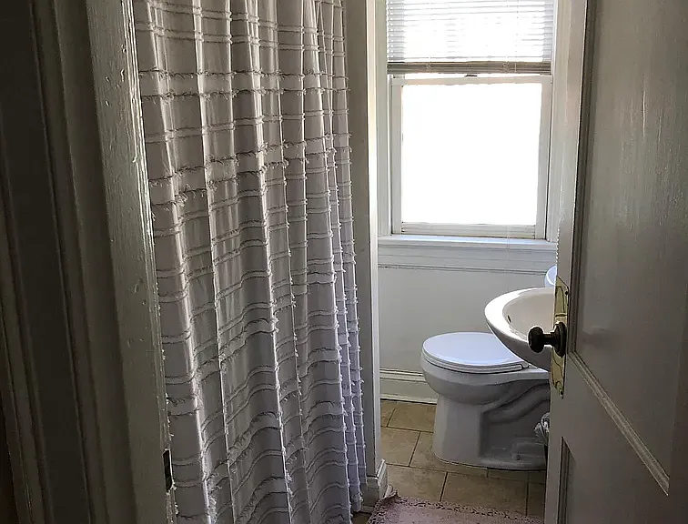 2608 Parkwood Ave — Photo 8