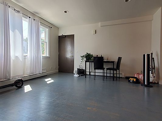 4th image of 31-22 46th St #2