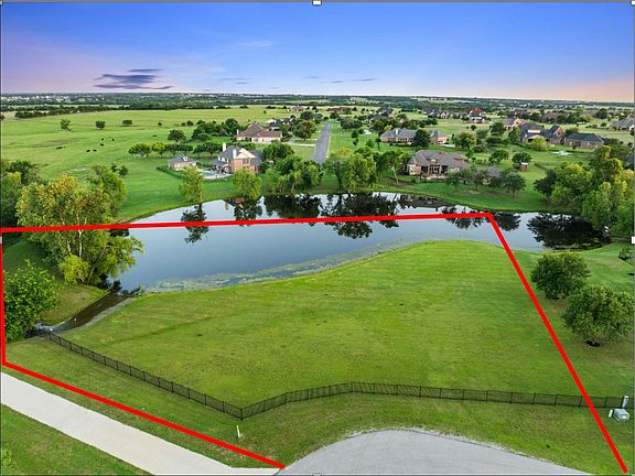 5th image of Lake Dr