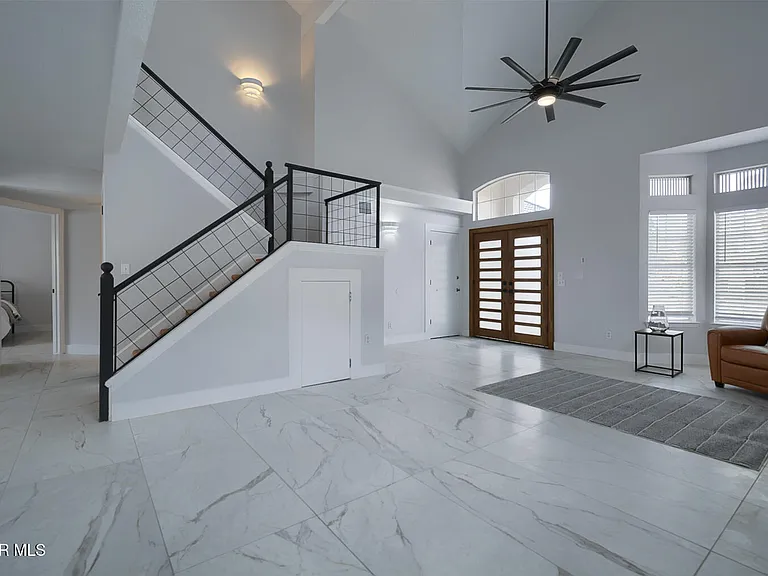 7413 Le Conte Dr — Photo 36