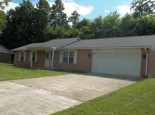 1145 N Logsdon Pkwy, Radcliff, KY 40160