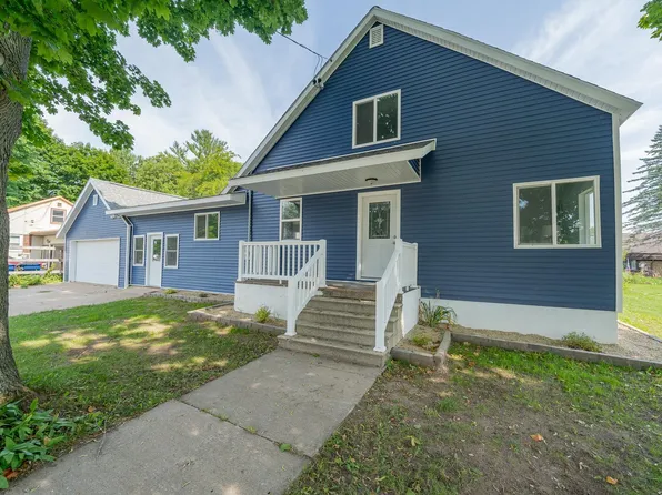 240 W Garfield Ave, Marion, WI 54950