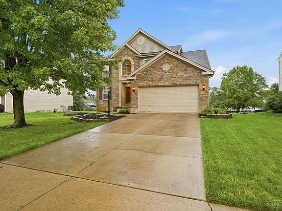 2nd image of 265 Bridle Pass Way