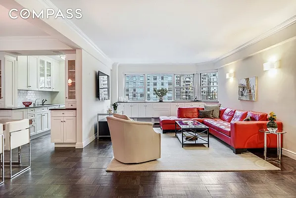 Sold by Compass | media 7