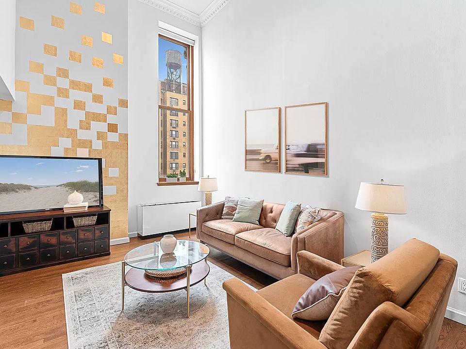 1st image of 305 2nd Ave APT 507