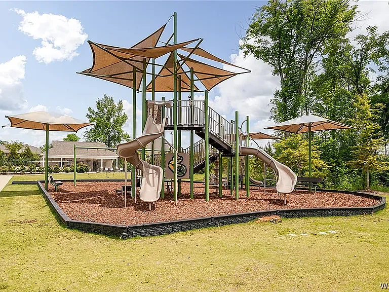 11141 Dooley Cir — Photo 38