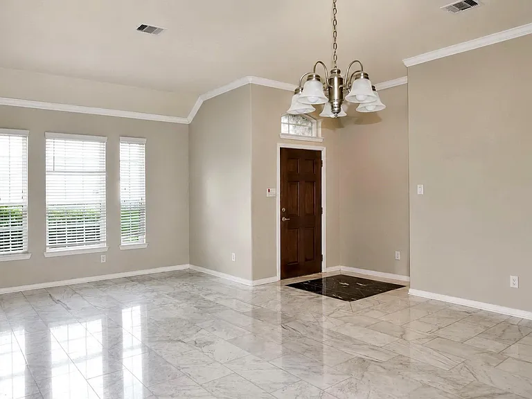 2232 Ivy Wall Dr — Photo 9