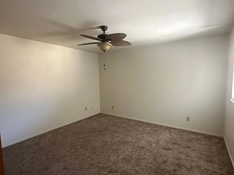 4703 W Cypress Ave — Photo 6