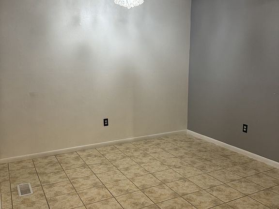 2nd image of 3112-3114 Honeycutt Cir #3112