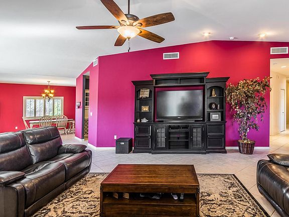 5th image of 280 N Westview Dr