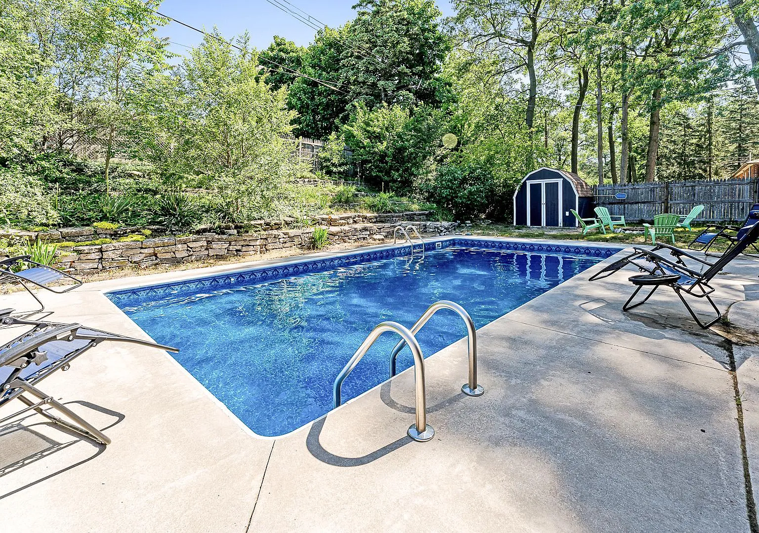 5 bed, 1725 sqft, $1,900 — Photo 3