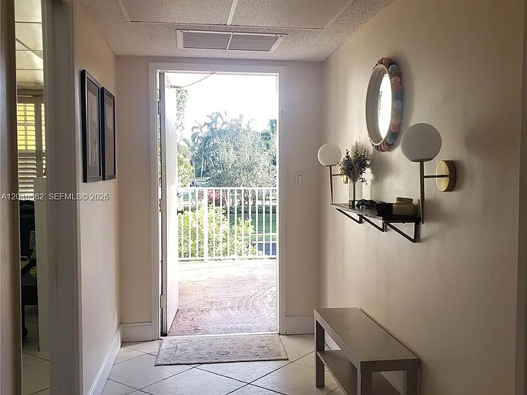 550 Oaks Ln #202 — Photo 12
