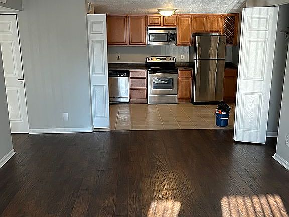 3rd image of 5770 Westphalia Ln APT B