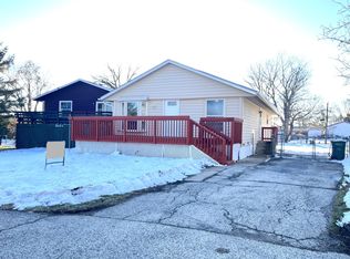 1606 N Poplar Ave, Round Lake Beach, IL 60073